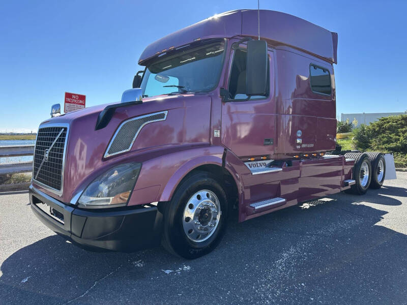 2014 Volvo VN's photo