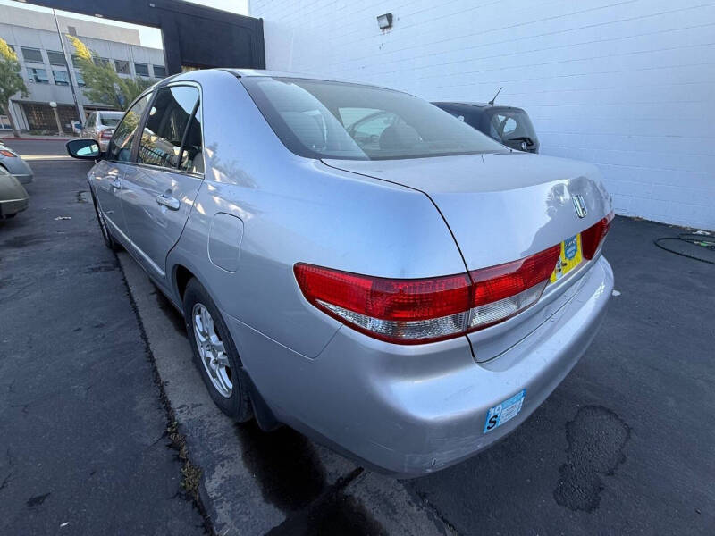 2004 Honda Accord LX