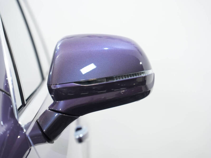 2023 Bentley Bentayga EWB