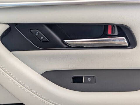 2025 Mazda CX-90 Plug-in Hybrid Premium Plus