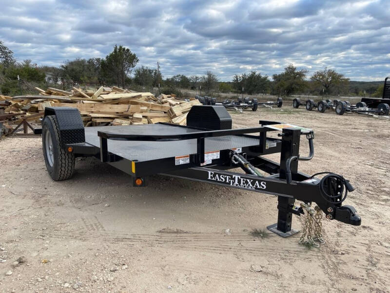 2024 EAST TEXAS  - Scissor Lift Tilt Trailer - for sale at LJD Sales in Lampasas TX