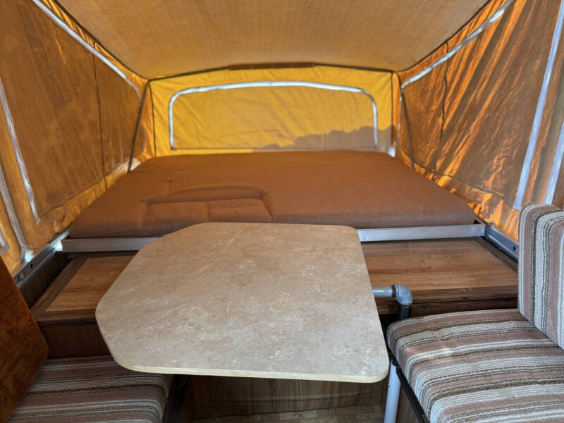 1986 Coachmen RV Viking