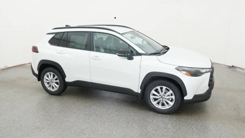 2026 Toyota Corolla Cross LE