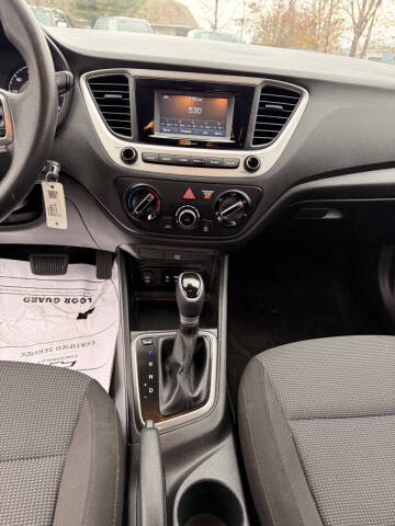 2020 Hyundai Accent SE