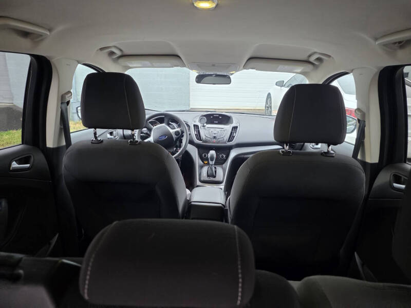 2016 Ford Escape SE