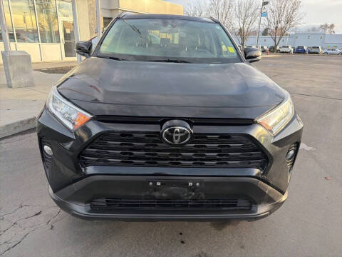 2020 Toyota RAV4 XLE Premium