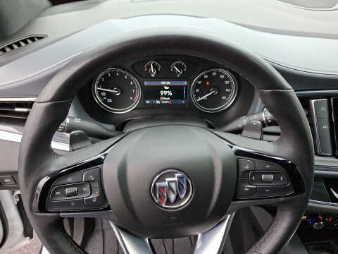 2024 Buick Enclave Essence