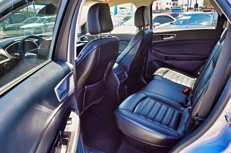 2020 Ford Edge SEL