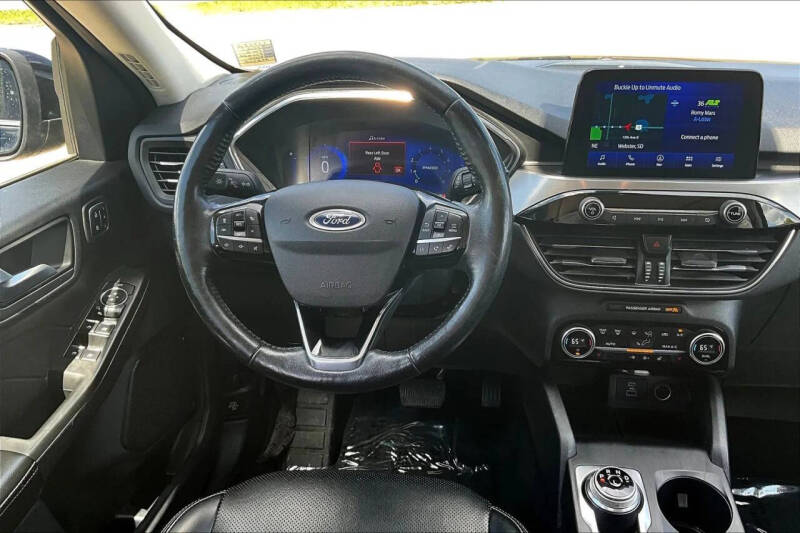 2021 Ford Escape Titanium