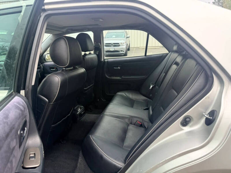 2002 Lexus IS 300