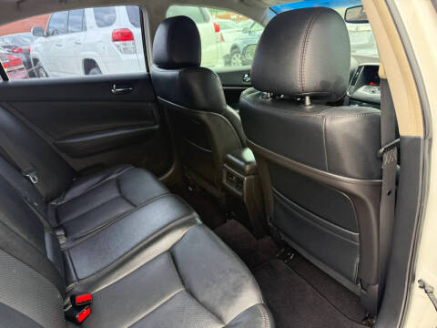 2012 Nissan Maxima