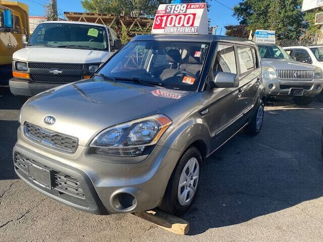 2013 Kia Soul for sale at Drive Deleon in Yonkers NY