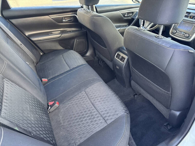 2017 Nissan Altima 2.5 SV