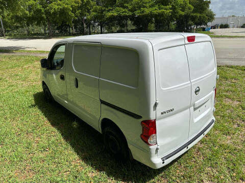2019 Nissan NV200