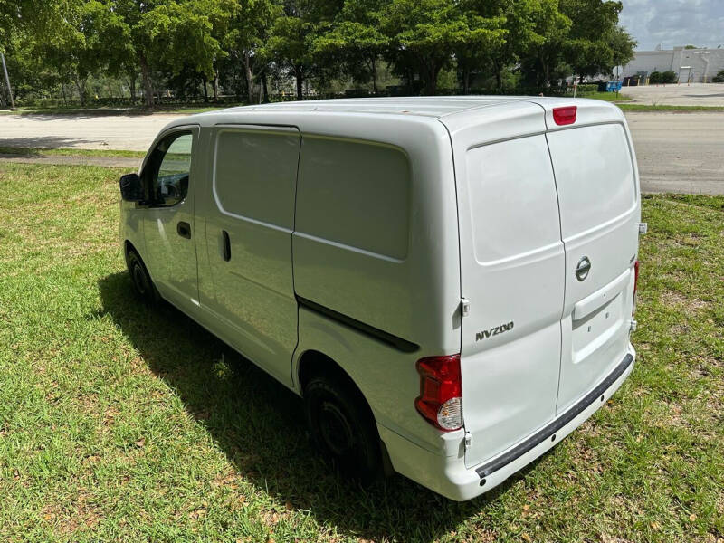 2019 Nissan NV200