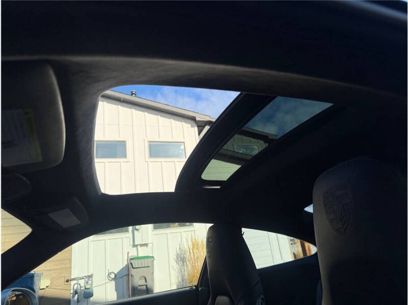 2014 Porsche 911 Carrera 4S