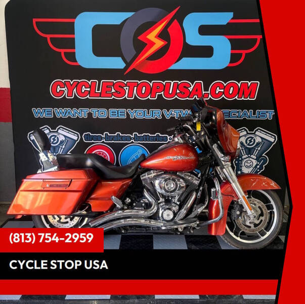 2011 Harley-Davidson FLHX 103