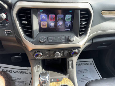 2017 GMC Acadia Denali