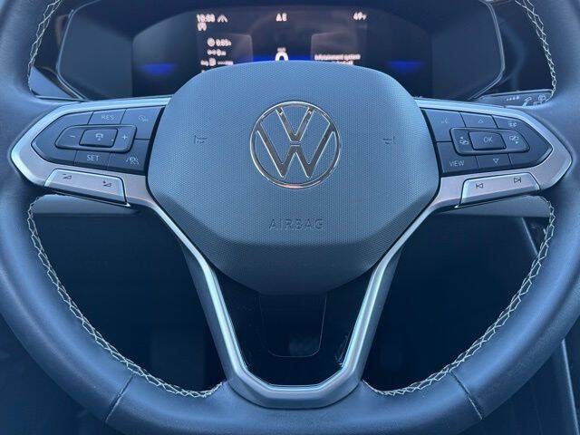 2024 Volkswagen Taos SE 4Motion