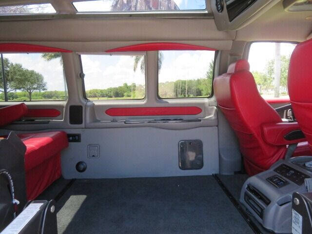 2018 GMC Savana 2500