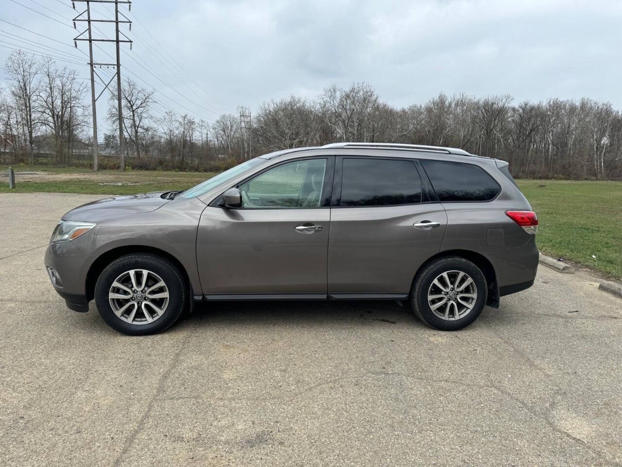 2014 Nissan Pathfinder for sale at MJ AUTO SALES LLC in Newark, OH