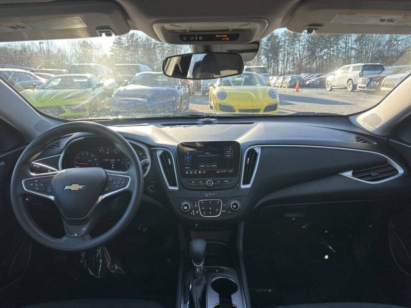 2024 Chevrolet Malibu LT