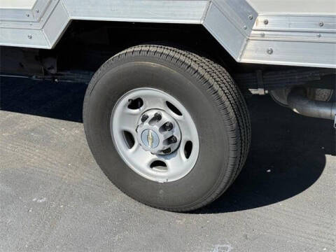 2023 Chevrolet Express 3500