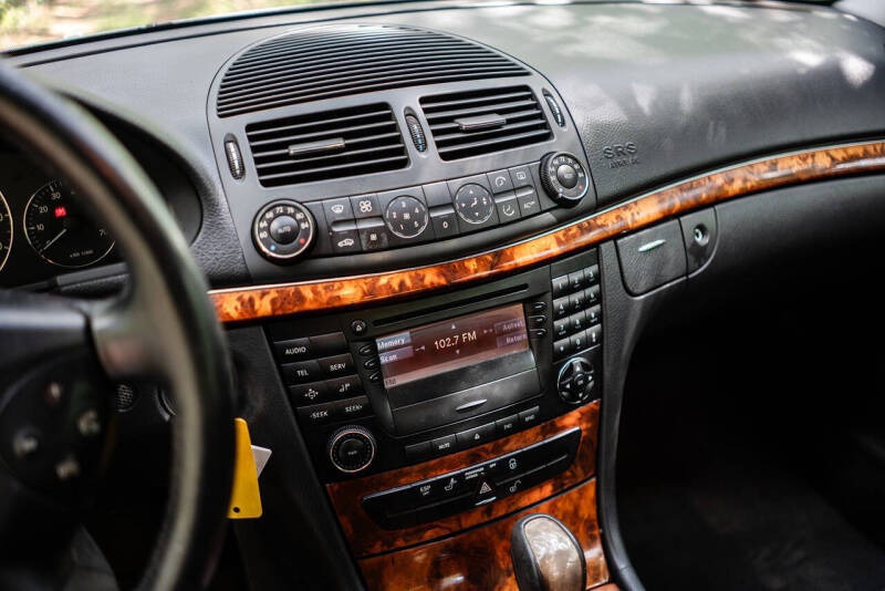 2003 Mercedes-Benz E-Class E 320