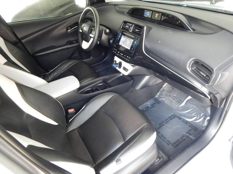 2017 Toyota Prius Two