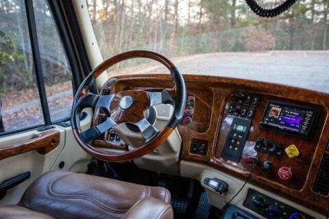 2015 Freightliner M2 106