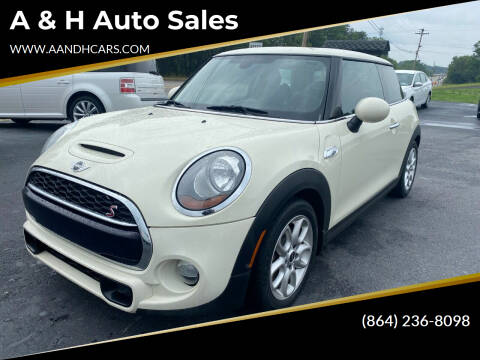 2015 MINI Hardtop 2 Door for sale at A & H Auto Sales in Greenville SC