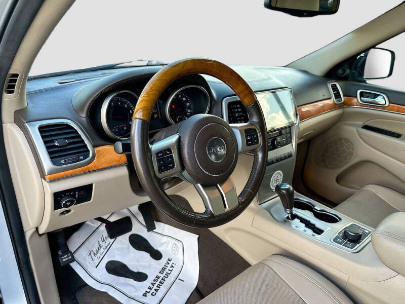 2011 Jeep Grand Cherokee Overland