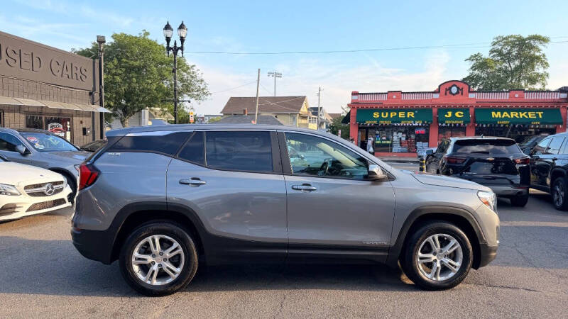 2021 GMC Terrain SLE