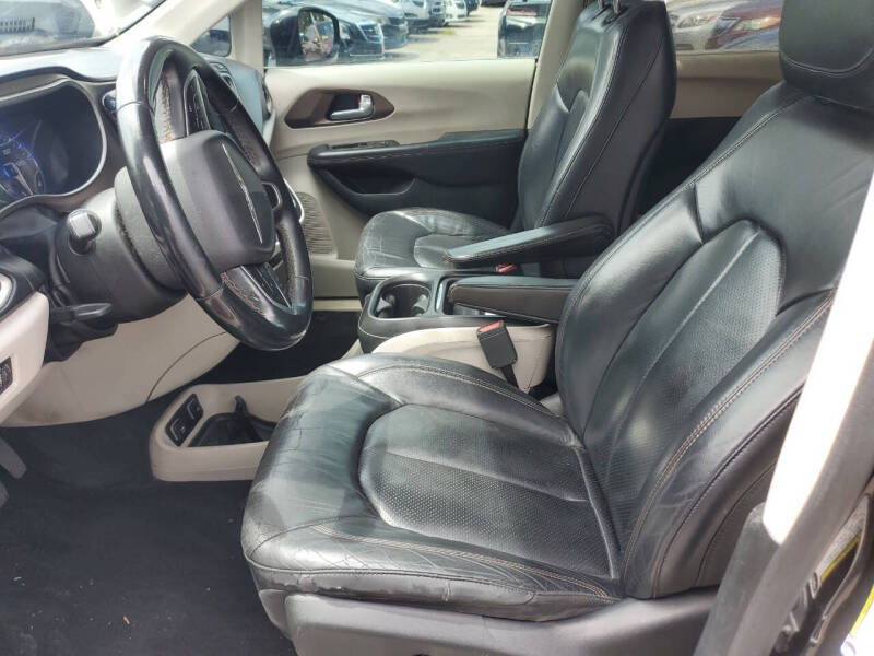 2018 Chrysler Pacifica Touring L