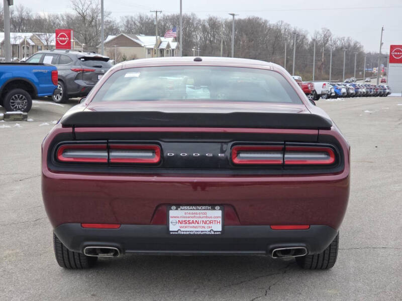 2017 Dodge Challenger SXT