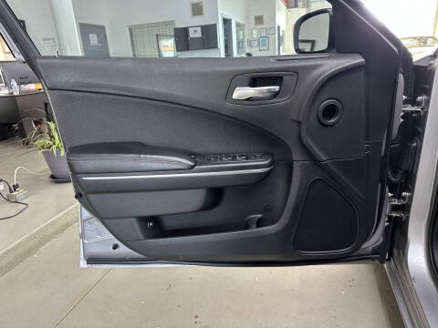 2015 Dodge Charger SE