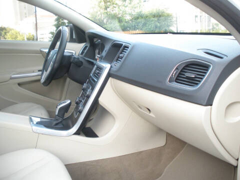 2015 Volvo S60 T5 Drive-E Premier