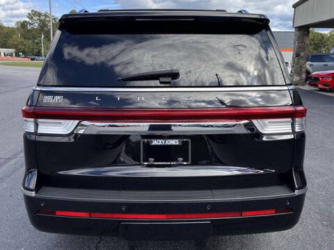 2023 Lincoln Navigator L Reserve