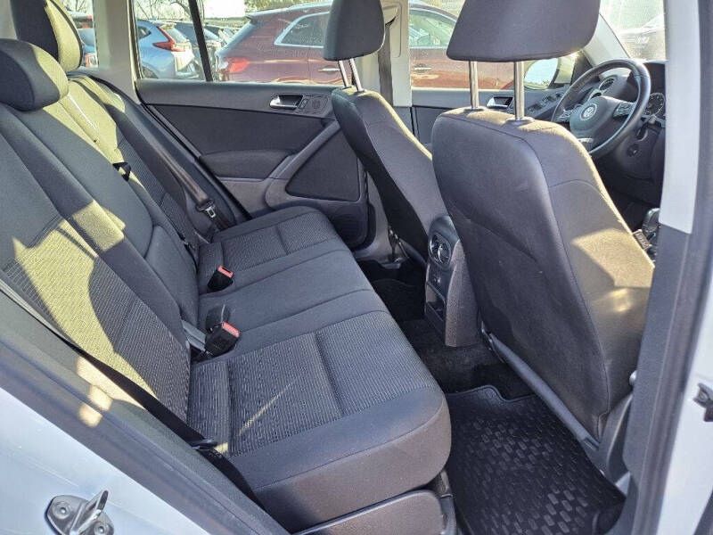 2018 Volkswagen Tiguan Limited 2.0T 4Motion