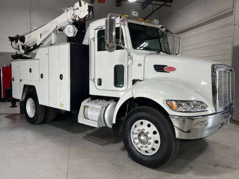 2010 Peterbilt 335
