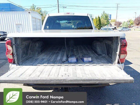 2004 Chevrolet Silverado 2500 LS