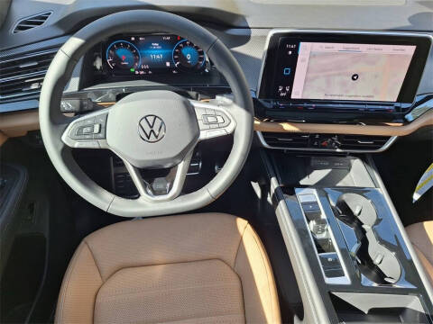 2026 Volkswagen Atlas Cross Sport SEL R-Line Black 4Motion