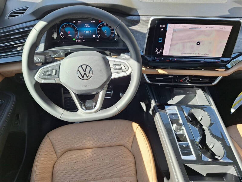 2026 Volkswagen Atlas Cross Sport SEL R-Line Black 4Motion