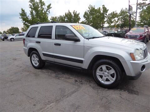 2005 Jeep Grand Cherokee Laredo