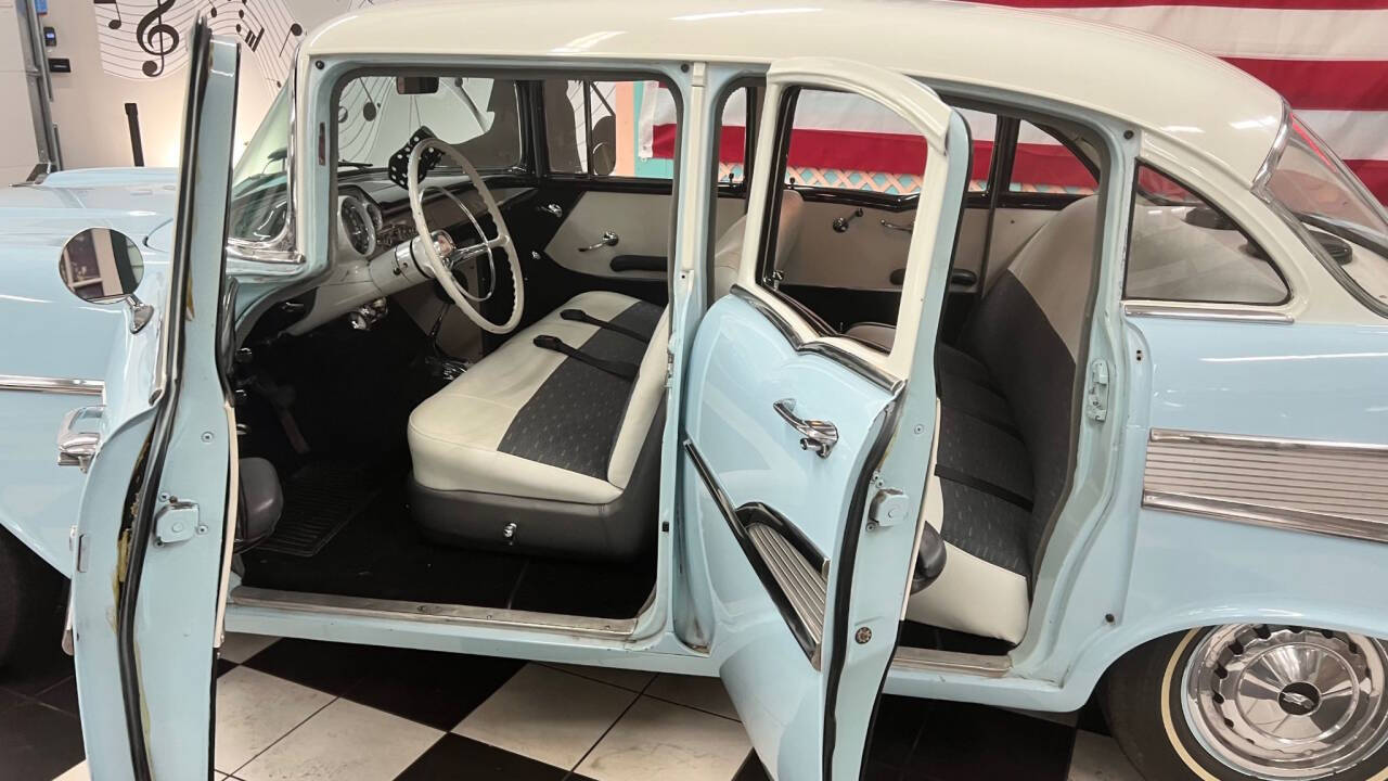 1957 Chevrolet Bel Air 35