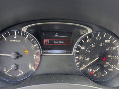 2016 Nissan Altima 2.5 SR