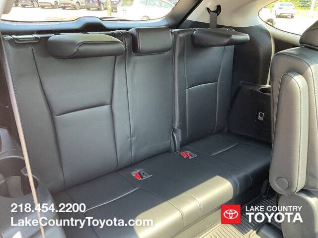 2023 Toyota Highlander Platinum