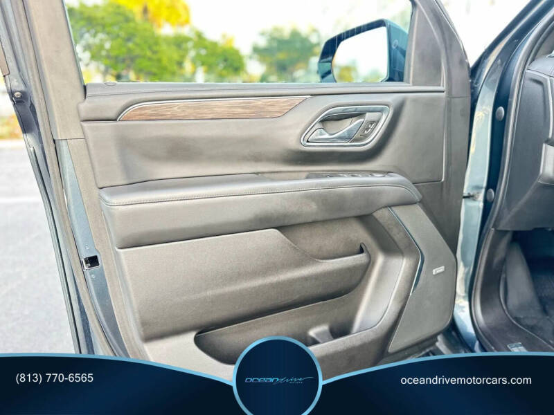 2021 Chevrolet Suburban LT