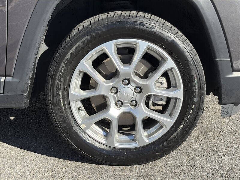 2024 Jeep Compass Latitude Lux