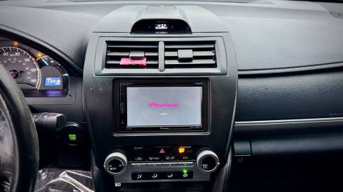 2014 Toyota Camry SE V6